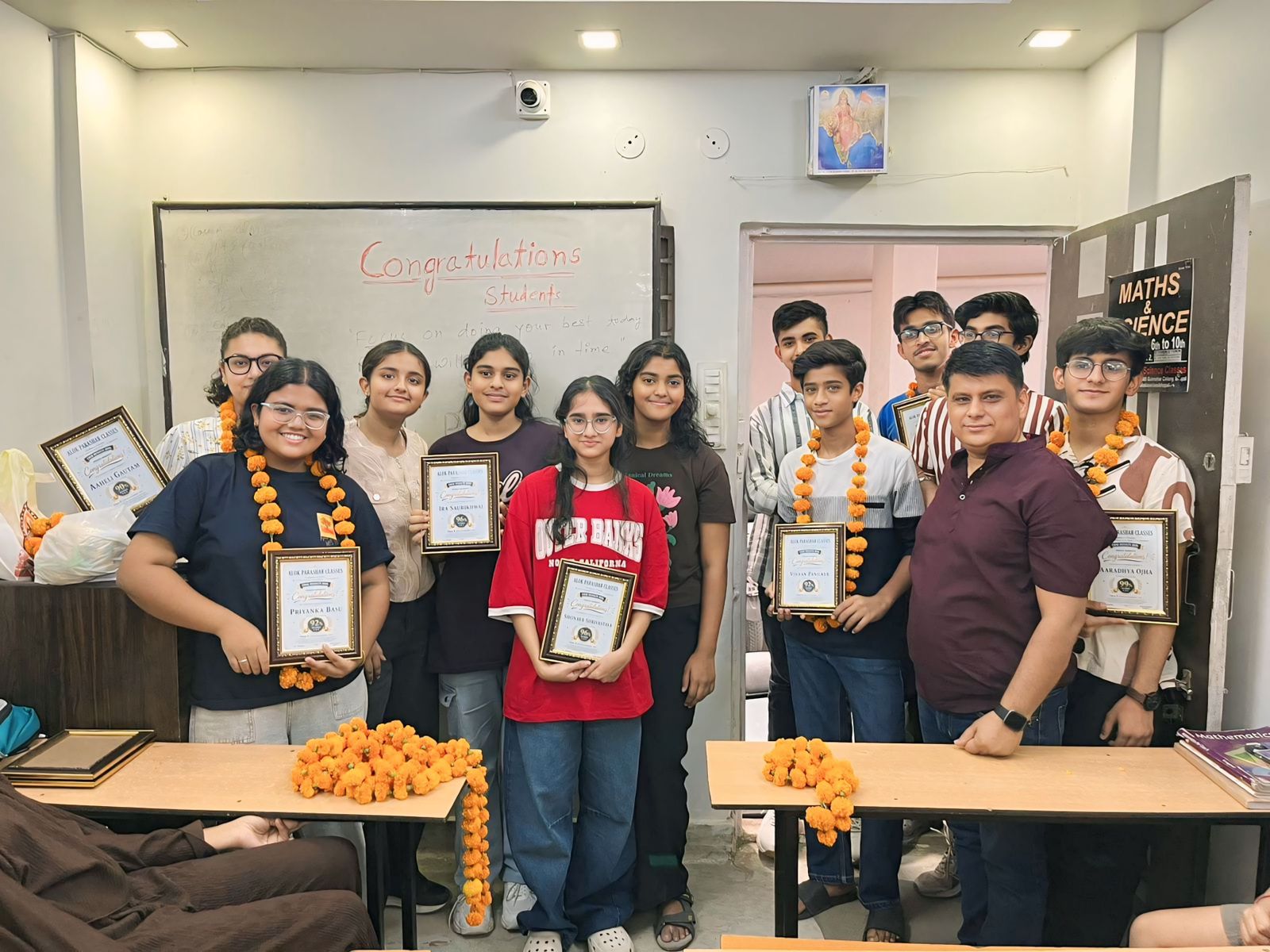 Class 6th to 12th coaching classroom in Bhopal at Alok Law Classes
